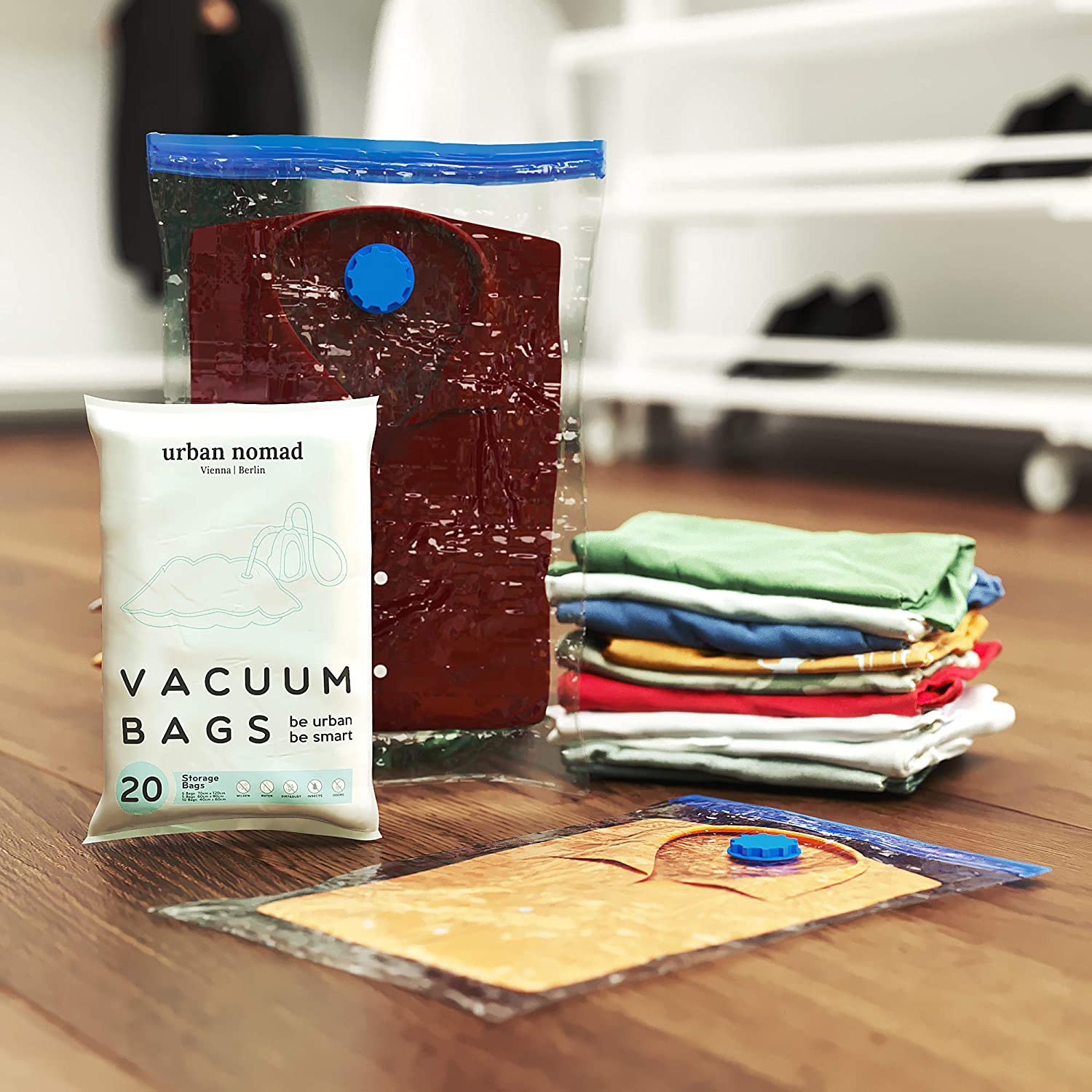 Save 80% more space when traveling - Clothing vacuum sealer 